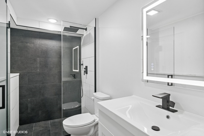 Building Photo - 23726 N Overhill Dr