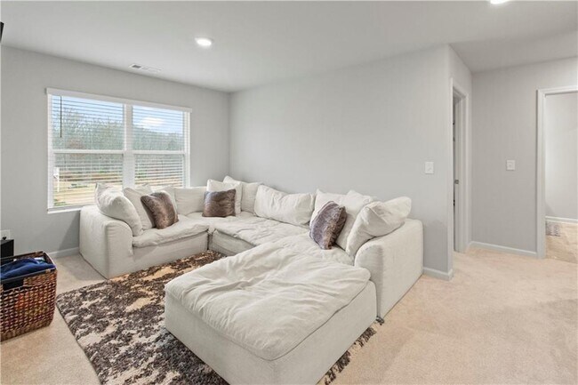 Building Photo - 6755 Scarlet Oak Way