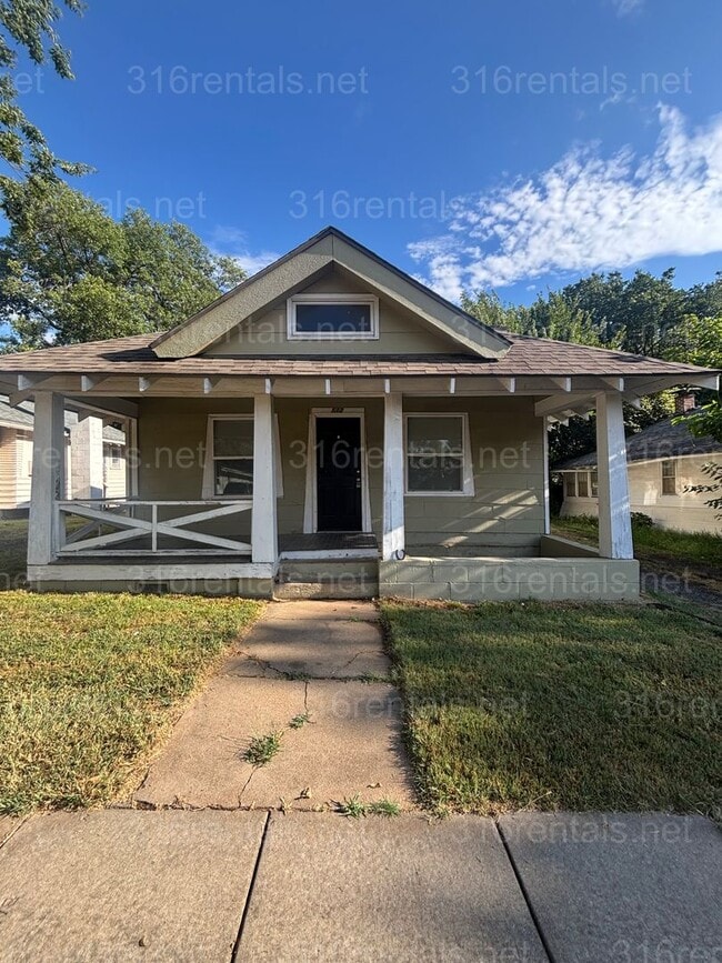 Building Photo - 512 Benton Ave