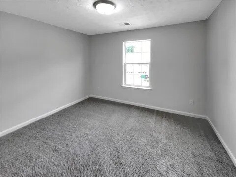 Building Photo - 2473 Meadow Springs Dr