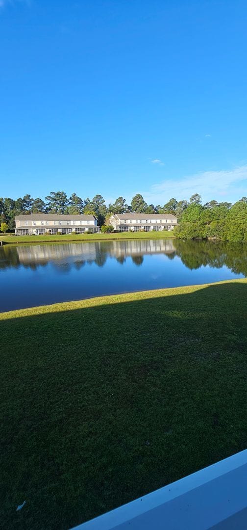Building Photo - Beautiful 3BR/2BA Condo with Scenic Pond V...