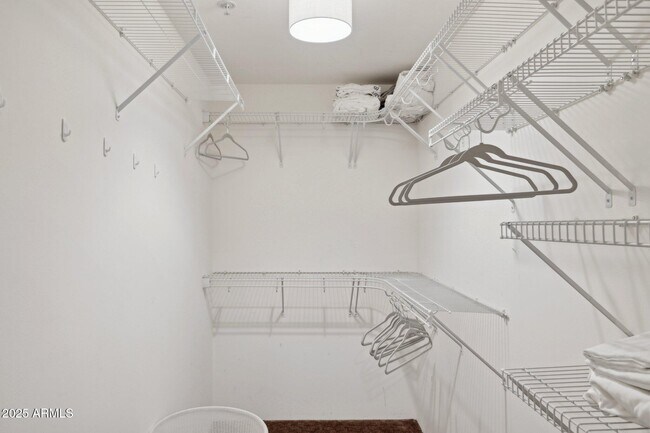 Building Photo - 7151 E Rancho Vista Dr