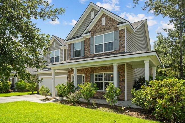 Building Photo - Relax by the Water – 4BR Home with Pond Views in Creekside