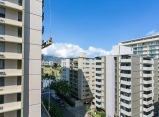 Building Photo - 2 bedroom 2 bath in the hearth of Waikiki!...