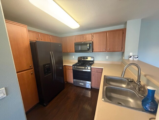 Building Photo - 44740 Adam Ln