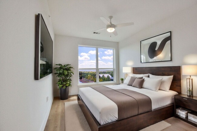 Building Photo - 1701 Simond Ave Ave