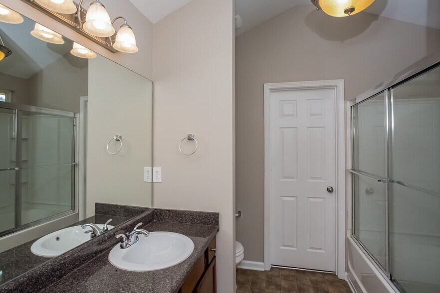 Building Photo - 137 Centerra Springs Dr