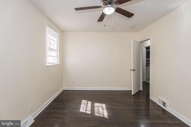 Building Photo - 8217 Thouron Ave