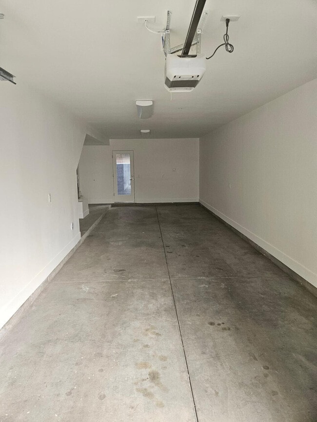 Building Photo - 289 S Roosevelt St
