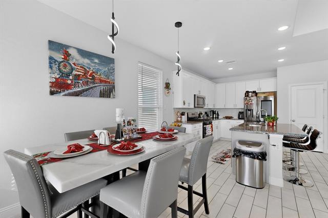 Building Photo - 504 Conestoga Pass