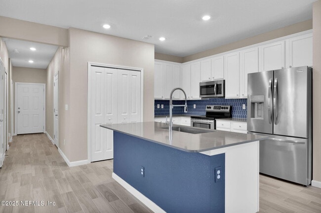 Building Photo - 180 Boracay Cir