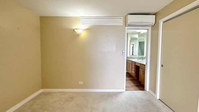 Building Photo - 2 BED/2 BATH - Heritage House (Hawaii Kai)...