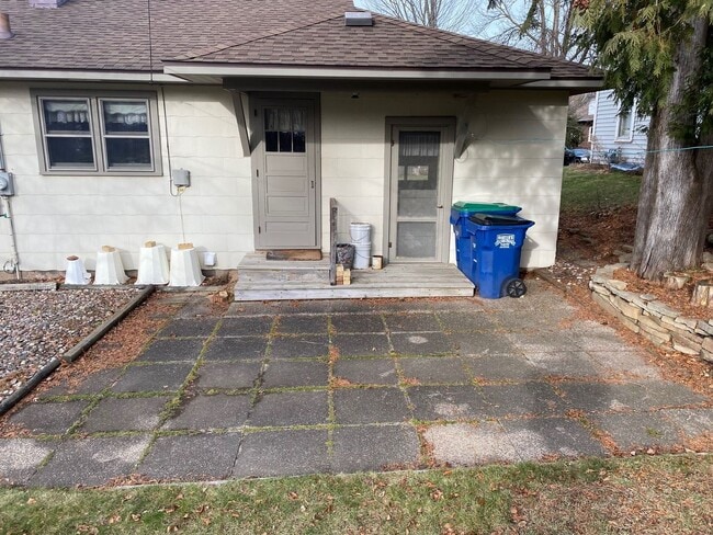 Building Photo - 2 Bed 1 Bath Single Family Home in Wausau