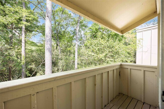 Building Photo - 2325 W Settler's Way