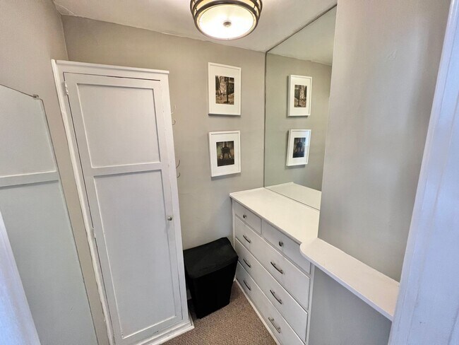 Building Photo - Chic Ocean-View Furnished Studio in a Hist...