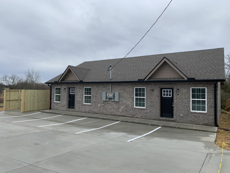 Front View - 118 Bethany Ln