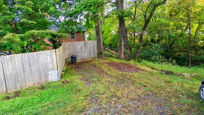 Building Photo - 2 bedroom 1 bath basement apartment with washer and dryer in Forest Hills, Cullowhee NC available...