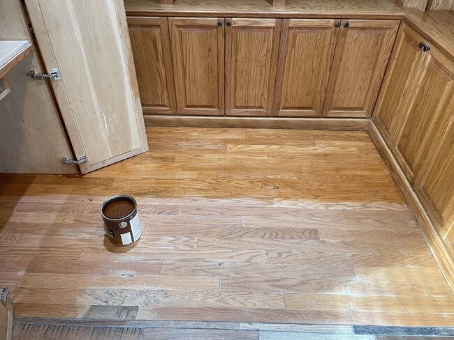 Building Photo - 9517 Mcintosh Dr