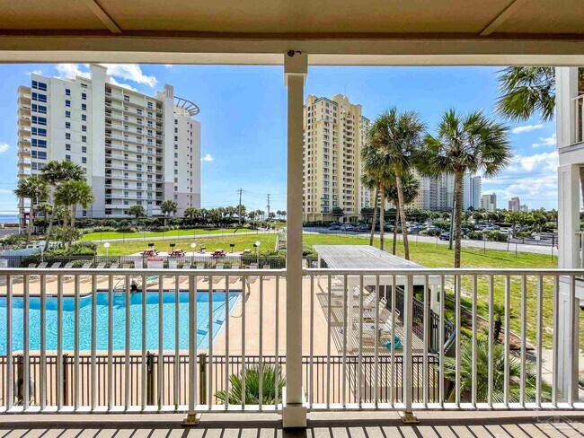 Building Photo - 13500 Sandy Key Dr