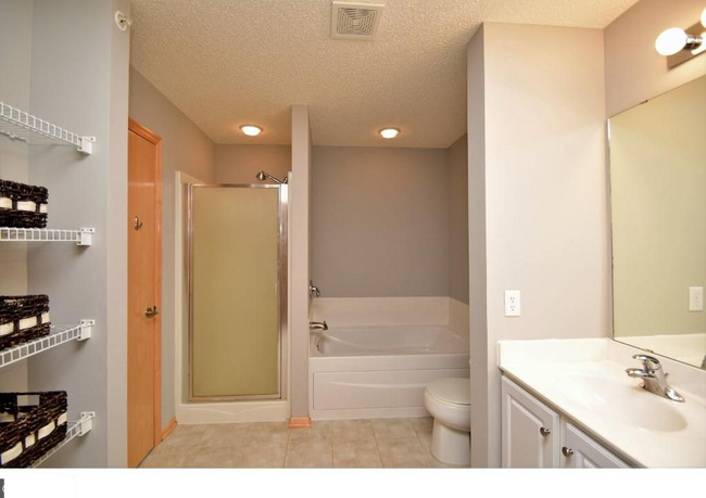 batch room1 - 5034 Fountain Ln N