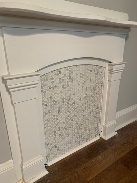 Living room mantle - 1215 Foucher St