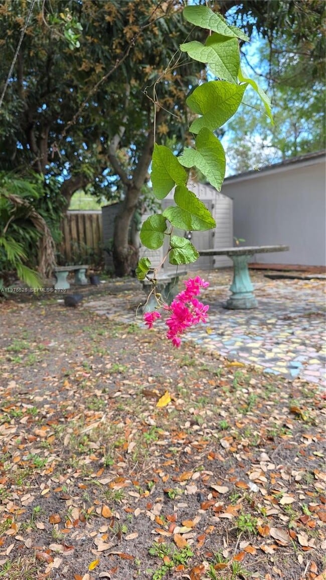 Building Photo - 5715 NW 6th Ave