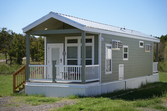 Primary Photo - Tiny Home A24 Retreat