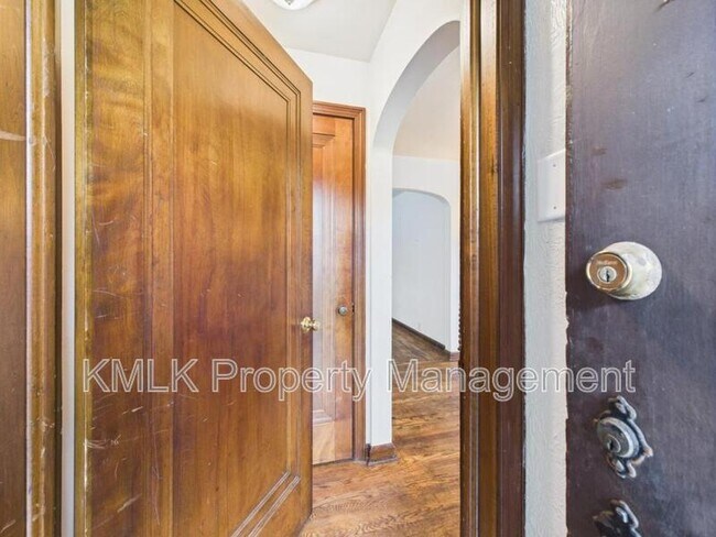 Building Photo - 1119 Copley Rd