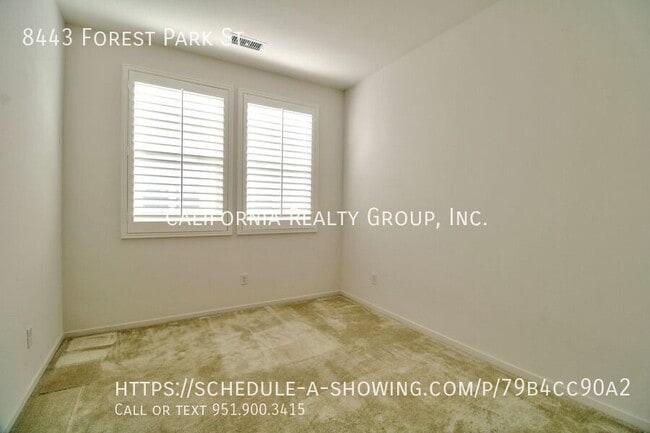 Building Photo - 8443 Forest Park St