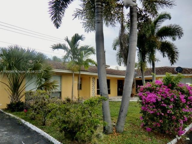 Building Photo - 2724 NE 32nd St