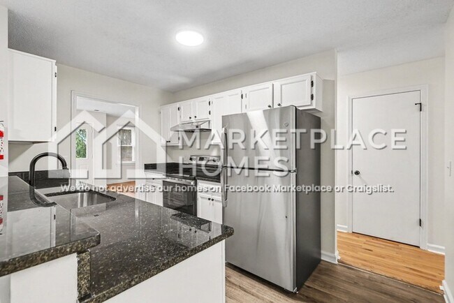 Building Photo - 3252 Greenhill Ct