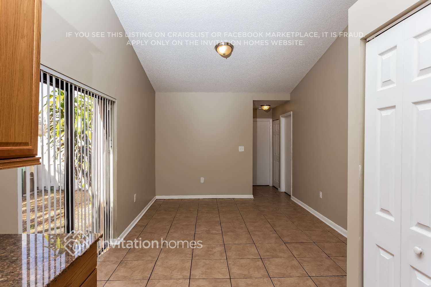 Building Photo - 13960 Beechwood Ct