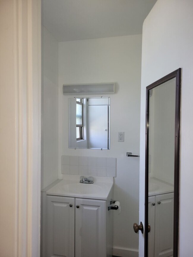 Building Photo - Affordable Studio Apartments in Los Alamos...