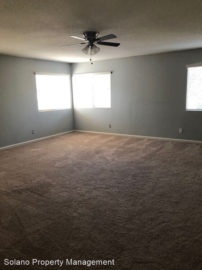 Building Photo - 4 br, 3 bath House - 1137 Potrero Cir