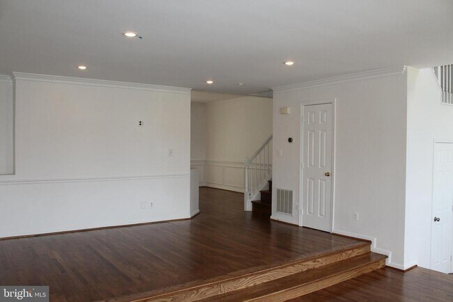 Building Photo - 2927 Mainstone Dr