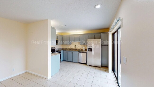 Building Photo - 1921 N Congress Ave