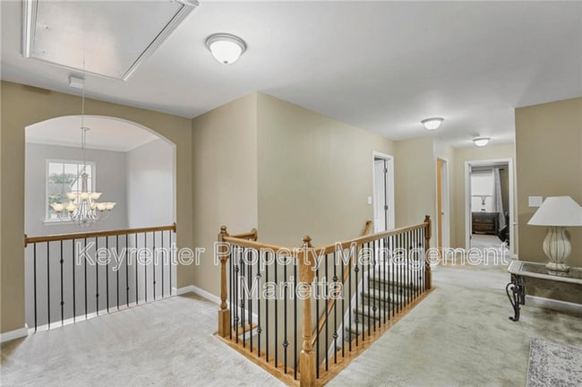 Building Photo - 611 Crosswinds Cir