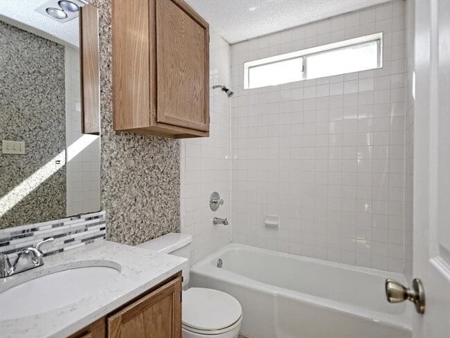 Building Photo - 511 Cutty Trail