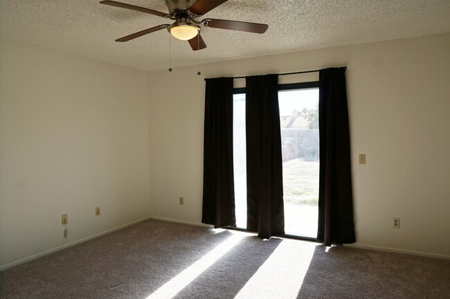 Building Photo - 68295 Risueno Rd