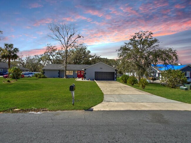 Building Photo - 1710 Big Oak Ln