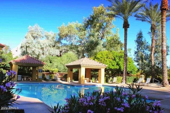 Building Photo - 4925 E Desert Cove Ave
