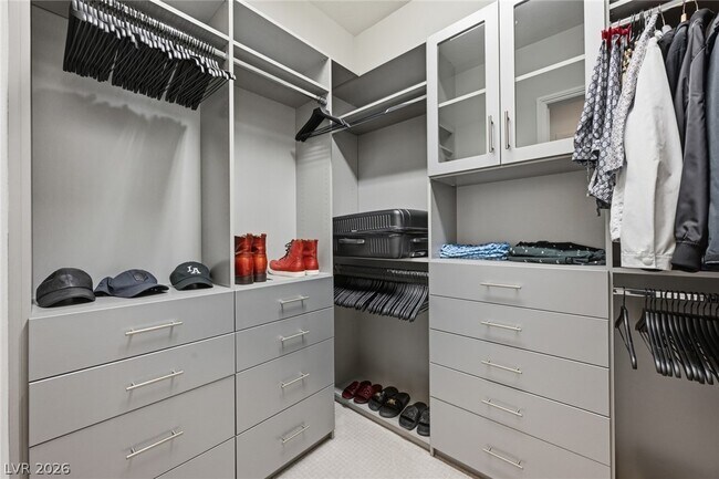 Building Photo - 3922 Jacob Lake Cir