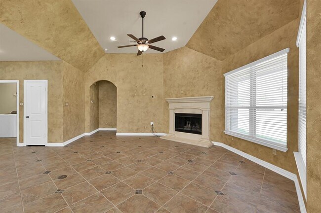 Building Photo - 459 Hendricks Forest Ln