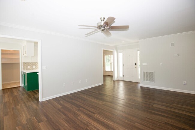 Building Photo - Charming 3-Bed, 2-Bath Home in Pittsboro's Serene Olde Farm Neighborhood! ?????