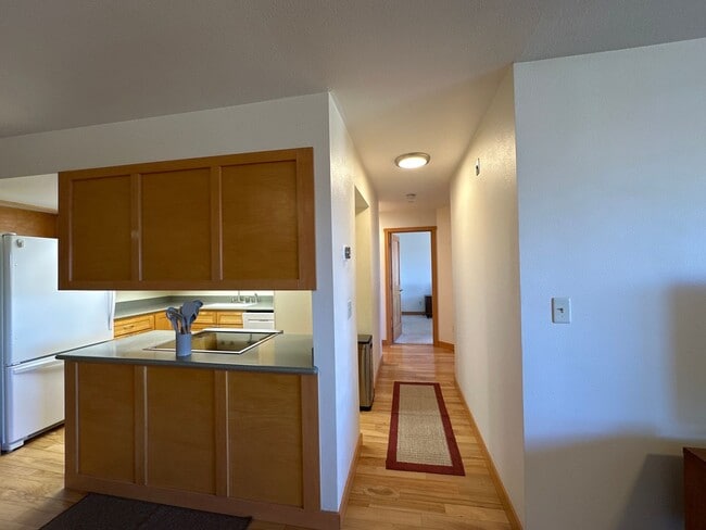 Building Photo - 1201 Denali St