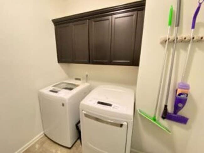 Building Photo - 243 Sallie Gordon Ln