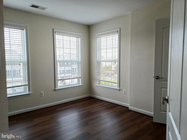 Building Photo - 25102 Cypress Mill Terrace