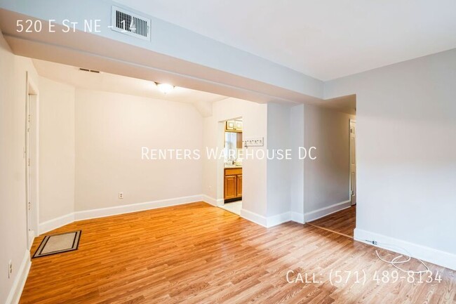 Primary Photo - Light & Bright 1Bd Condo with Spacious Pri...