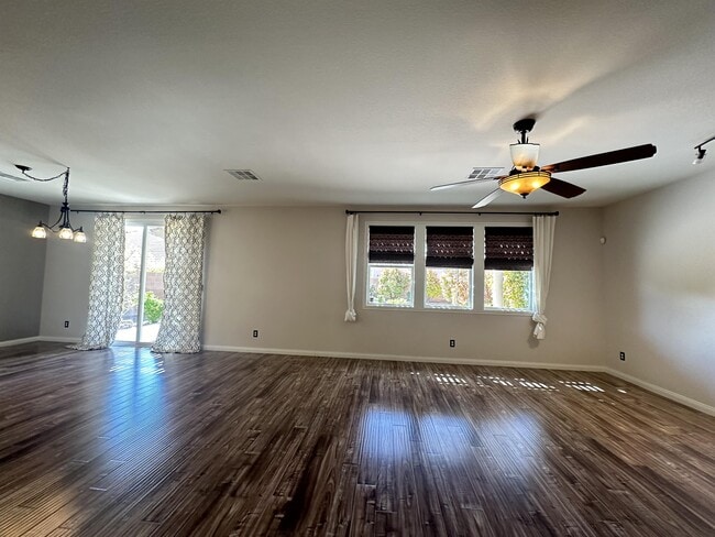 Building Photo - 11161 Sweetstem Ct