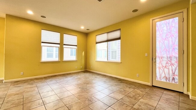 Building Photo - 1693 Salamoni Ct
